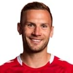 Andreas Weimann Headshot